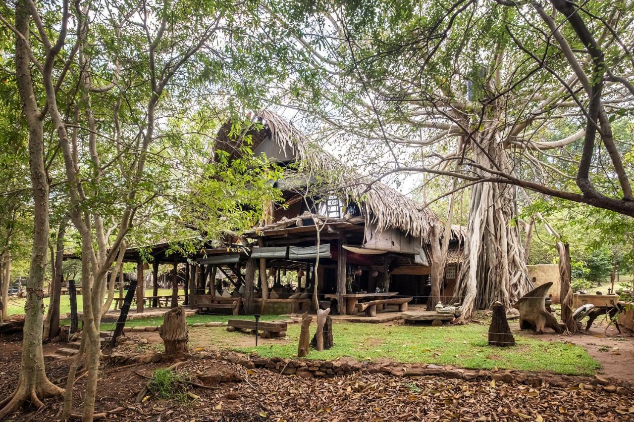 Banyan Camp Villa Hambegamuwa Eksteriør billede
