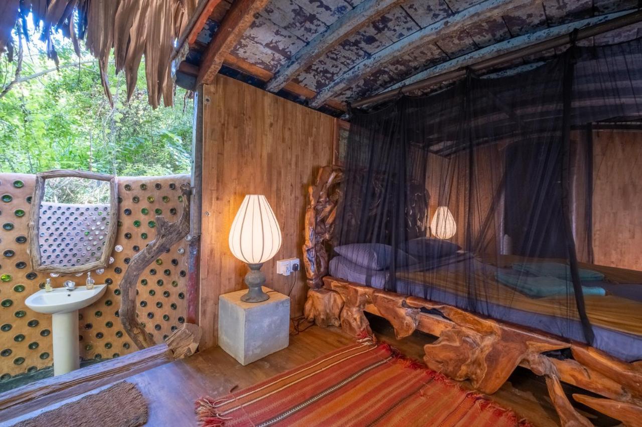 Banyan Camp Villa Hambegamuwa Eksteriør billede