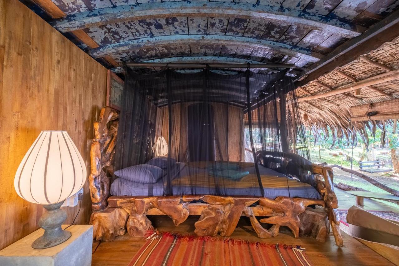 Banyan Camp Villa Hambegamuwa Eksteriør billede