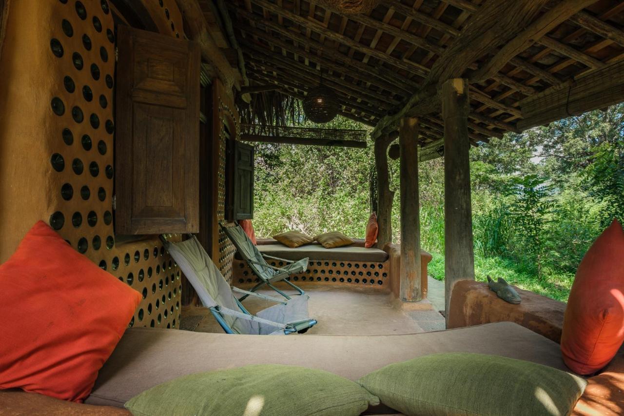 Banyan Camp Villa Hambegamuwa Eksteriør billede