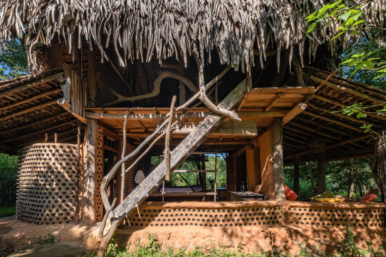 Banyan Camp Villa Hambegamuwa Eksteriør billede